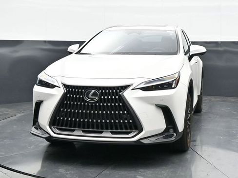 Used 2025 Lexus NX 350 AWD w/ Accessory Package (2T) image 2