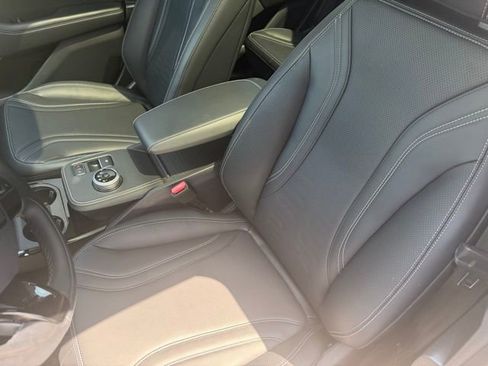 Used 2023 Ford Mustang Mach-E Premium AWD/4WD image 18