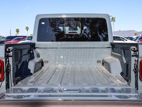 New 2026 Jeep Gladiator Mojave image 26