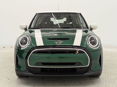 Used 2024 MINI Cooper SE image 6
