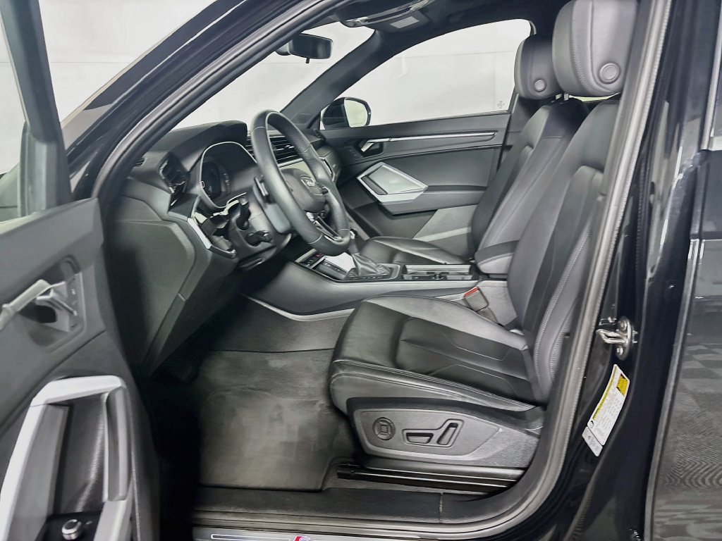 Used 2025 Audi Q3 2.0T Premium AWD/4WD image 11