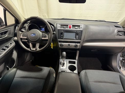 Used 2017 Subaru Outback 2.5i image 17