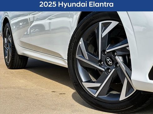 Used 2025 Hyundai Elantra Sport w/ Cargo Package FWD image 2