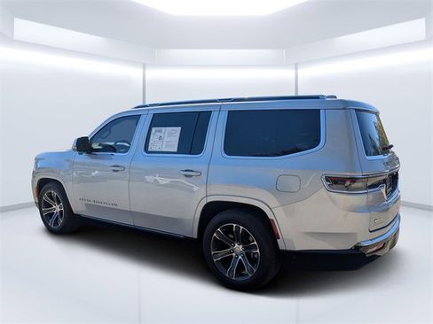 Used 2022 Jeep Grand Wagoneer Series I w/ Flexible Seating Group image 5