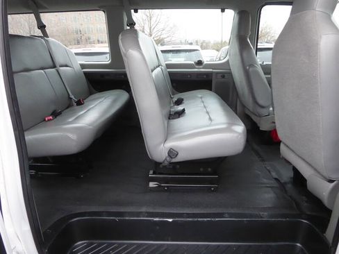 Used 2012 Ford E-350 and Econoline 350 XL w/ PWR Windows & Locks Group image 25