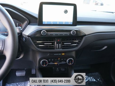 Used 2025 Ford Escape Active image 18