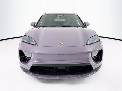 Used 2024 Porsche Macan 4 Electric image 6