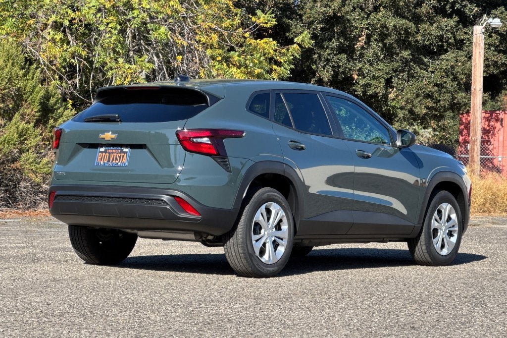 New 2026 Chevrolet Trax LS FWD image 4