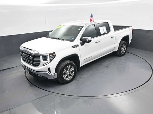 Used 2024 GMC Sierra 1500 SLT AWD/4WD image 31