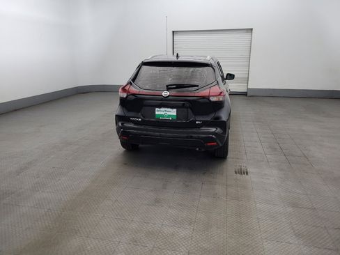 Used 2021 Nissan Kicks SV FWD image 7