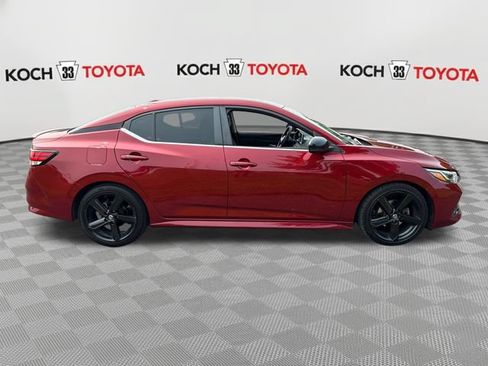 Used 2021 Nissan Sentra SR w/ SR Premium Package FWD image 9