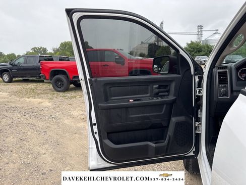 Used 2016 RAM 1500 Express image 11