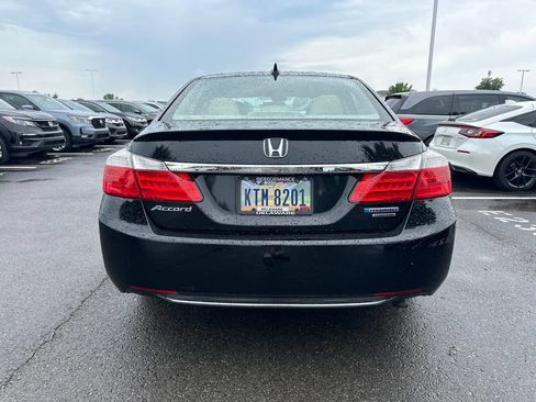 Used 2015 Honda Accord Touring image 10