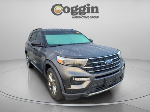 Used 2020 Ford Explorer XLT w/ Equipment Group 202A image 10