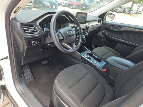 Used 2025 Ford Escape Active FWD image 11