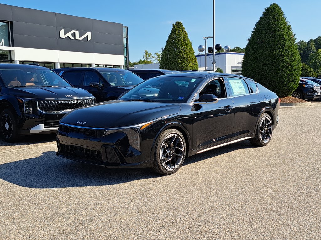New 2026 Kia K4 GT-Line Turbo w/ GT-Line Premium Package FWD image 1
