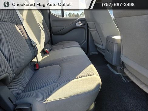 Used 2018 Nissan Frontier SV w/ Value Truck Package image 43