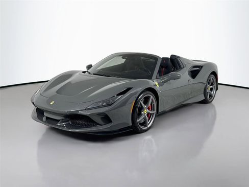Used 2021 Ferrari F8 Tributo image 10