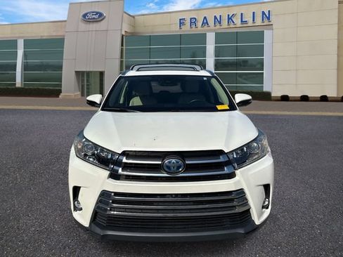 Used 2019 Toyota Highlander Limited Platinum AWD/4WD image 2