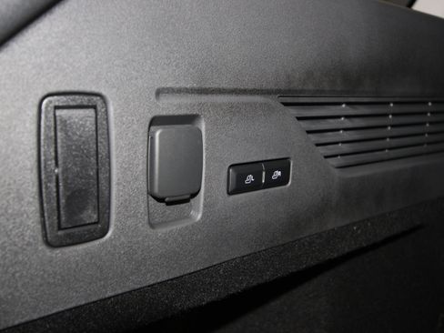 New 2026 Lincoln Nautilus Reserve w/ Jet Appearance Package image 46