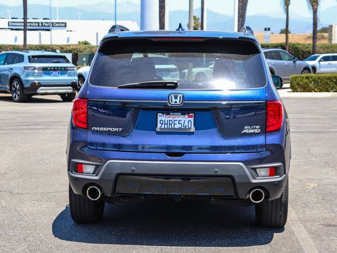 Used 2023 Honda Passport Elite image 12