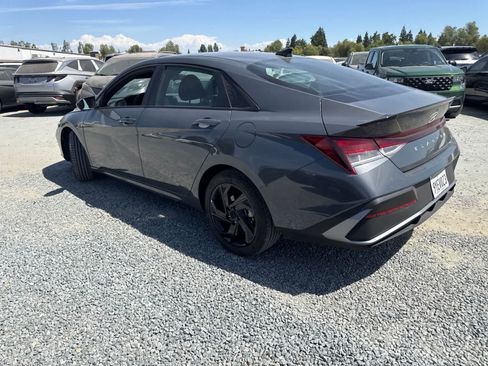 Used 2026 Hyundai Elantra Sport FWD image 7