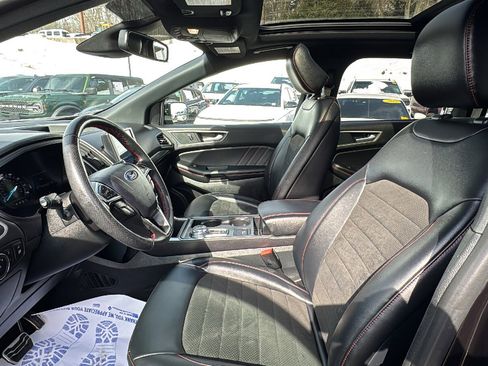 Certified 2024 Ford Edge ST-Line image 9