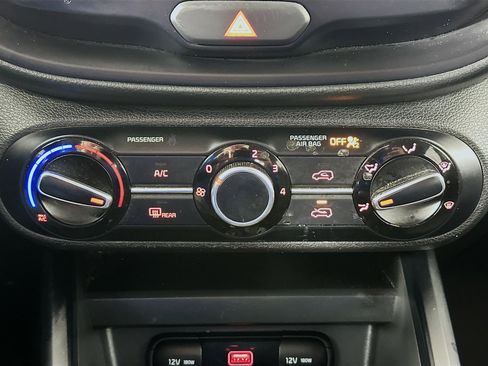 Used 2022 Kia Soul LX w/ Technology Package image 23