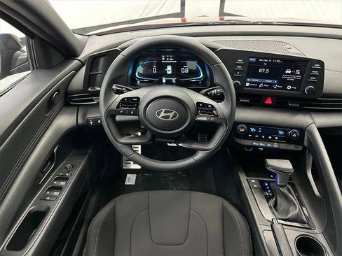 New 2026 Hyundai Elantra Sport image 21