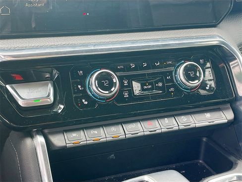 Used 2024 GMC Sierra 1500 Denali w/ Denali Reserve Package image 19