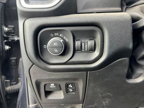 Certified 2019 RAM 1500 Laramie AWD/4WD image 10