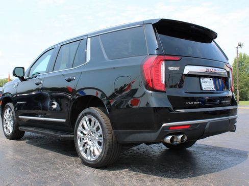 Used 2023 GMC Yukon Denali AWD/4WD image 14