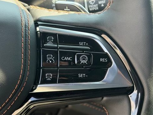 New 2026 Jeep Grand Cherokee Summit AWD/4WD image 19