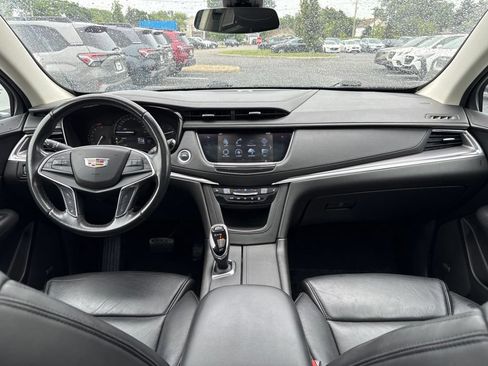 Used 2019 Cadillac XT5 Luxury FWD image 13