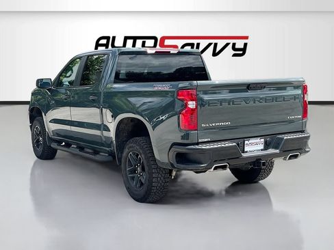 Used 2025 Chevrolet Silverado 1500 Custom Trail Boss w/ LPO, Dark Essentials Package AWD/4WD image 5