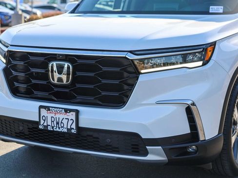 Used 2024 Honda Pilot Elite image 24