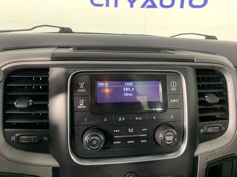 Used 2015 RAM 2500 Tradesman RWD image 25