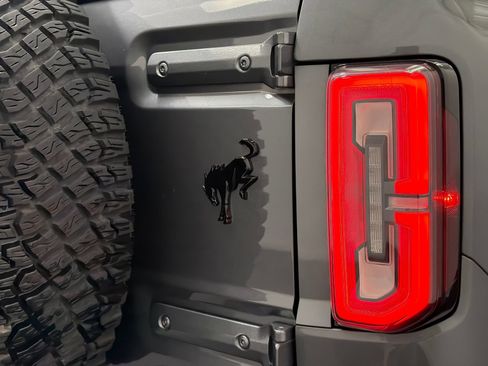 Used 2023 Ford Bronco Wildtrak AWD/4WD image 8
