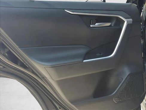 Used 2023 Toyota RAV4 XLE image 17