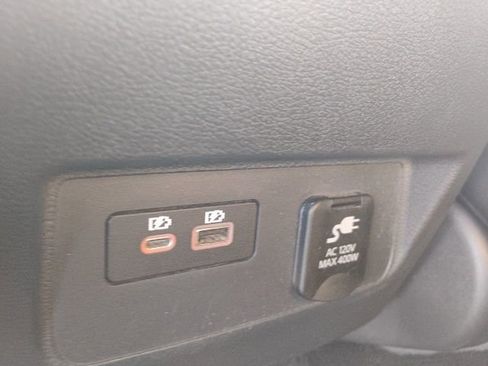 Used 2024 Nissan Frontier PRO-4X w/ Pro Premium Package image 9