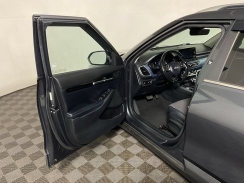 Used 2021 Kia Seltos S AWD/4WD image 18