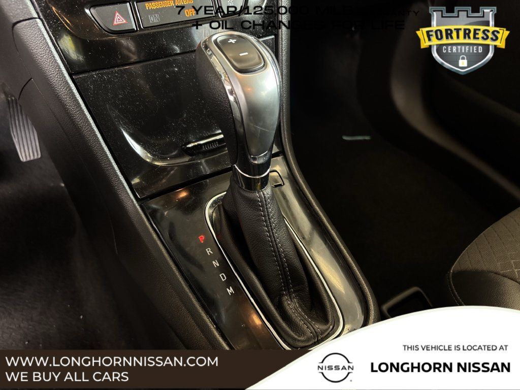Used 2021 Buick Encore Preferred FWD image 17