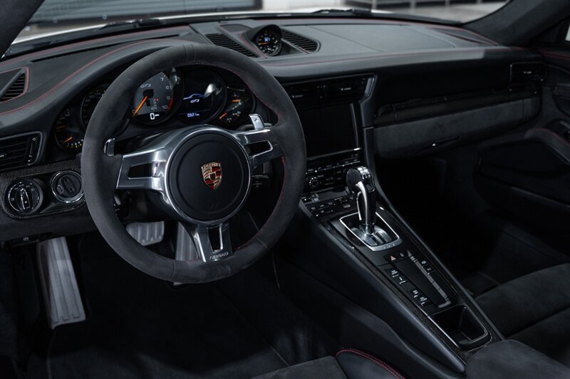 Used 2014 Porsche 911 GT3 RWD image 45