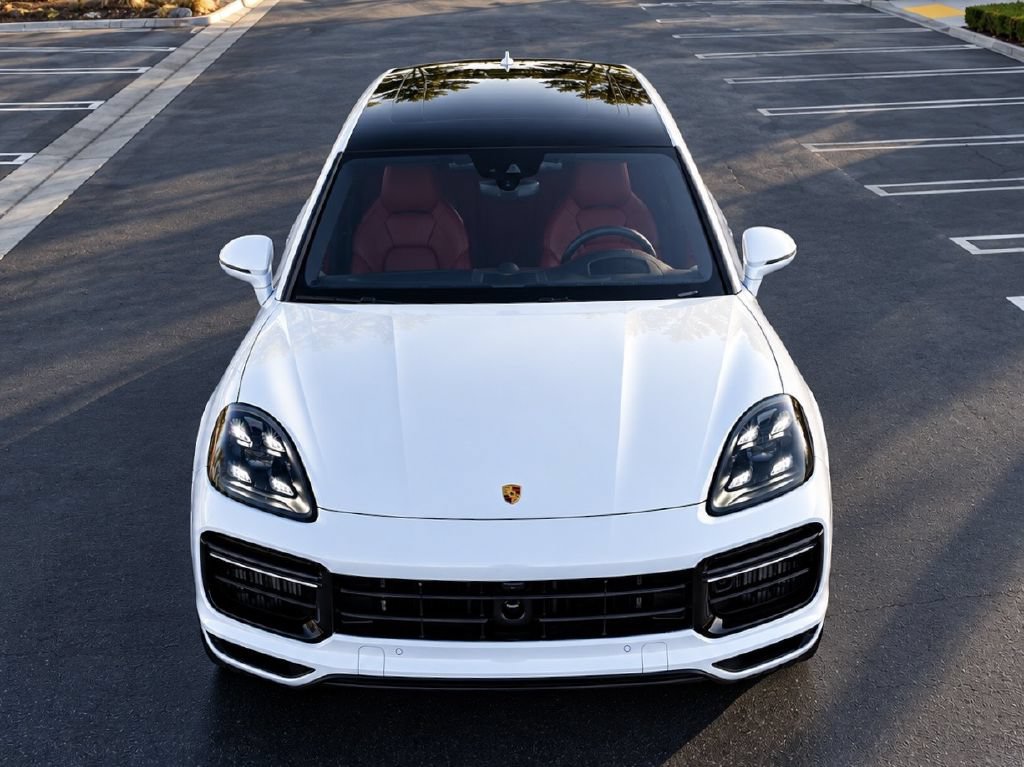 Used 2023 Porsche Cayenne Turbo AWD/4WD image 8