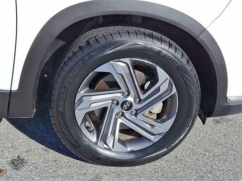 Used 2023 Hyundai Santa Fe SEL image 8