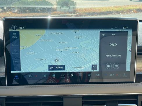 New 2026 Lincoln Corsair Premiere image 12