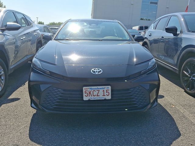 Used 2025 Toyota Camry LE FWD image 2