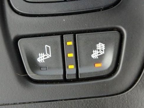 Used 2023 GMC Terrain SLT image 7