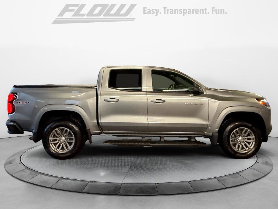 Used 2025 Chevrolet Colorado W/T w/ Advanced Trailering Package AWD/4WD image 10
