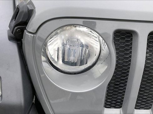 Used 2021 Jeep Wrangler Unlimited Sport image 26